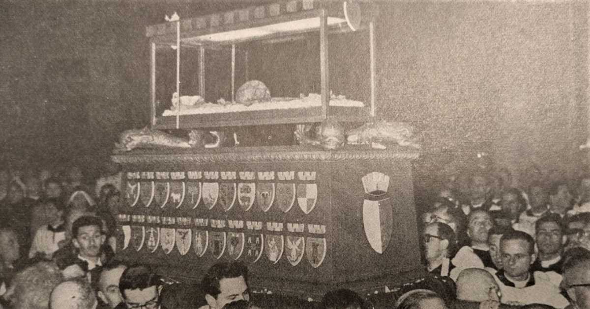 L'eccezionale 7 maggio 1957: le ossa di San Nicola andarono in processione sotto la "neve"